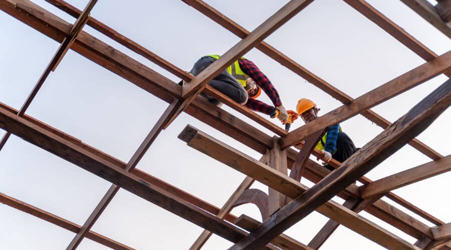 Professional gutter cleaning services in Aulander, NC